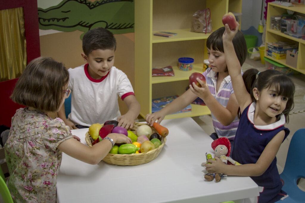 modelo educativo activo, humanista y bilingüe